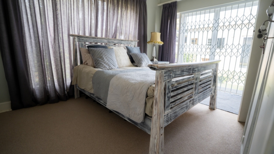 4 Bedroom Property for Sale in Wilkoppies North West